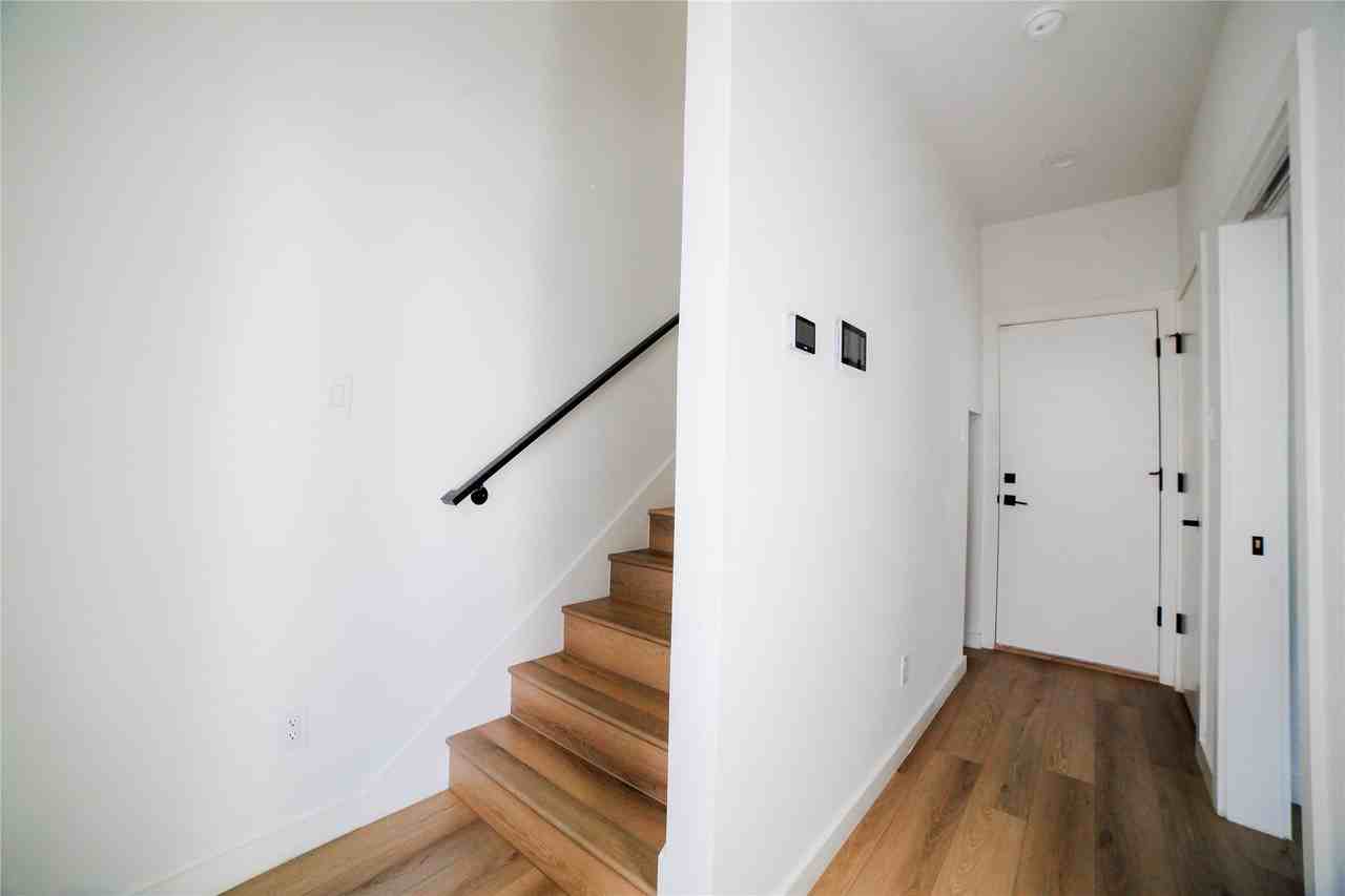3616 San Jacinto St #101 - Photo 5 of 39