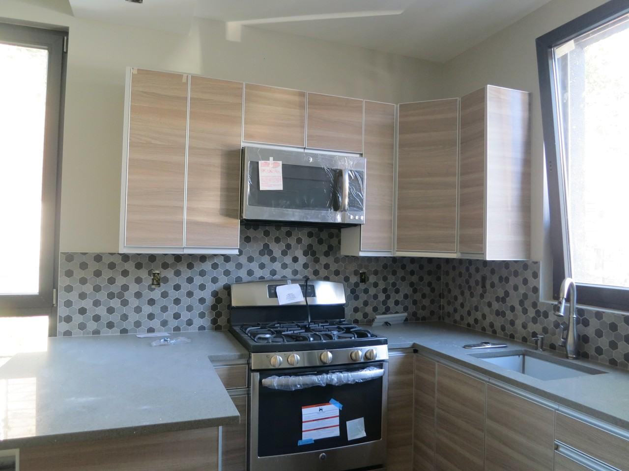 62-30 62nd Rd #1R - Photo 3 of 5