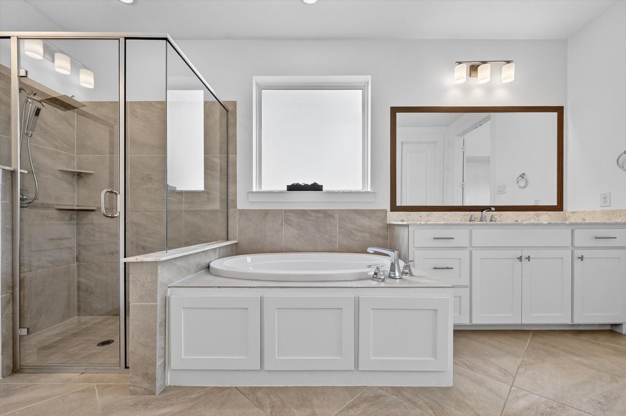 13912 Chestnut Glen Ln - Photo 6 of 40