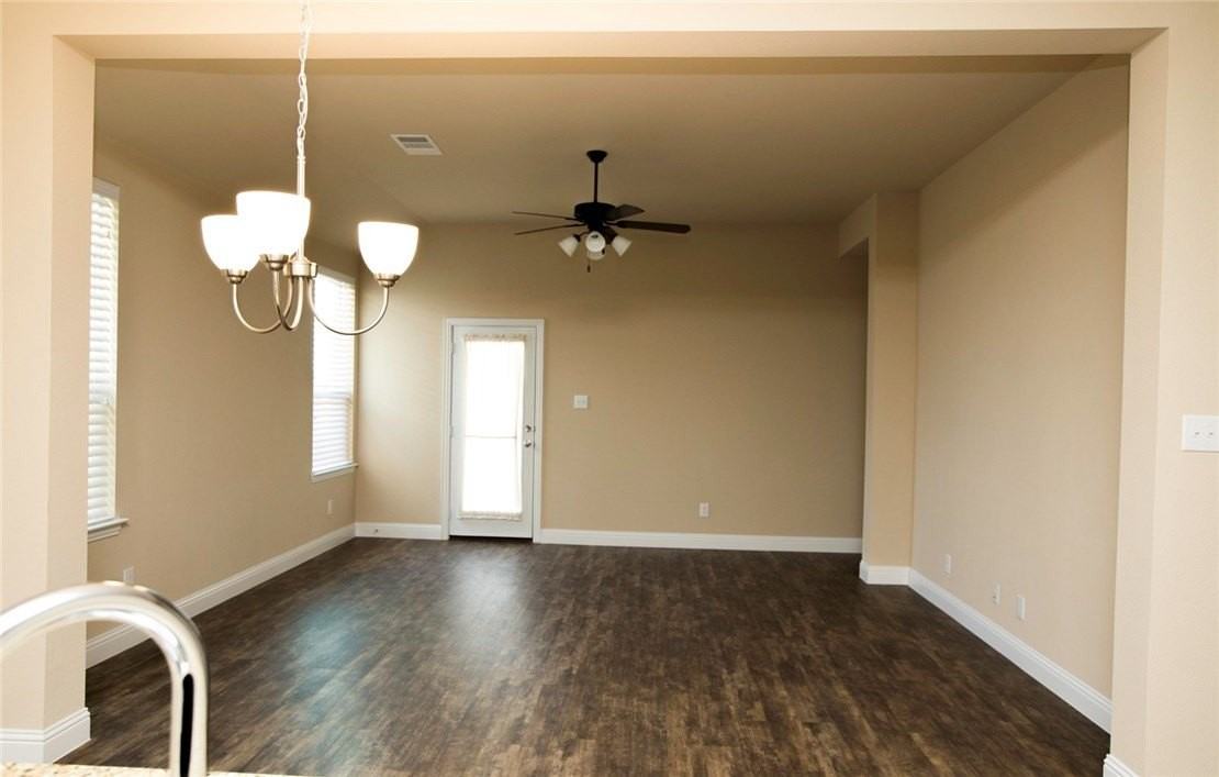 1215 Mount Olive Ln - Photo 7 of 15