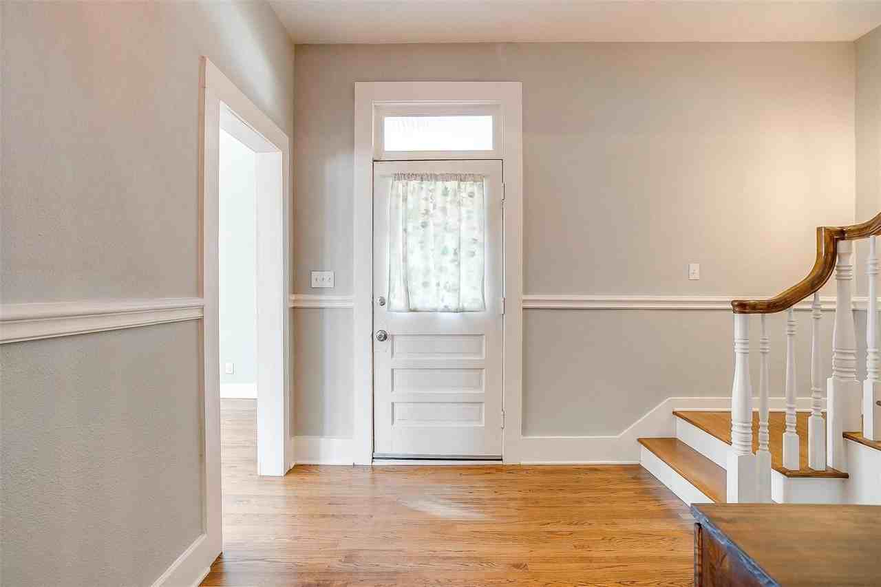 1523 Alston Ave - Photo 5 of 39