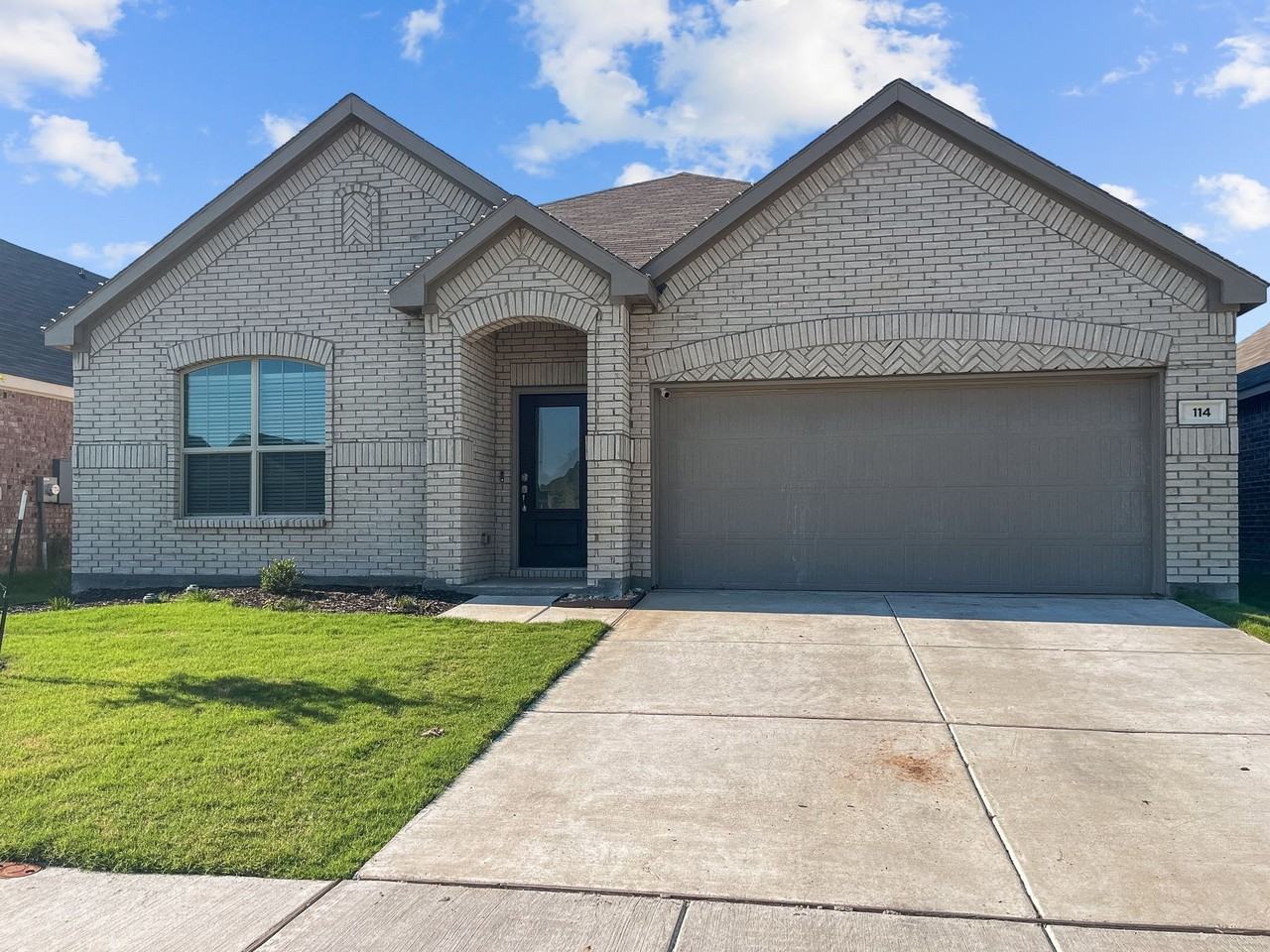 114 Autumn Sage Ln - Photo 2 of 30
