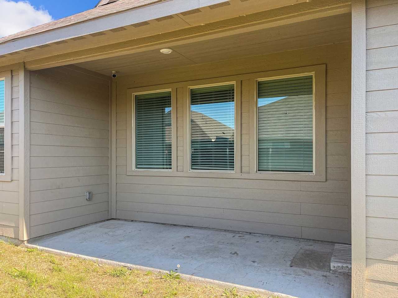 114 Autumn Sage Ln - Photo 4 of 30
