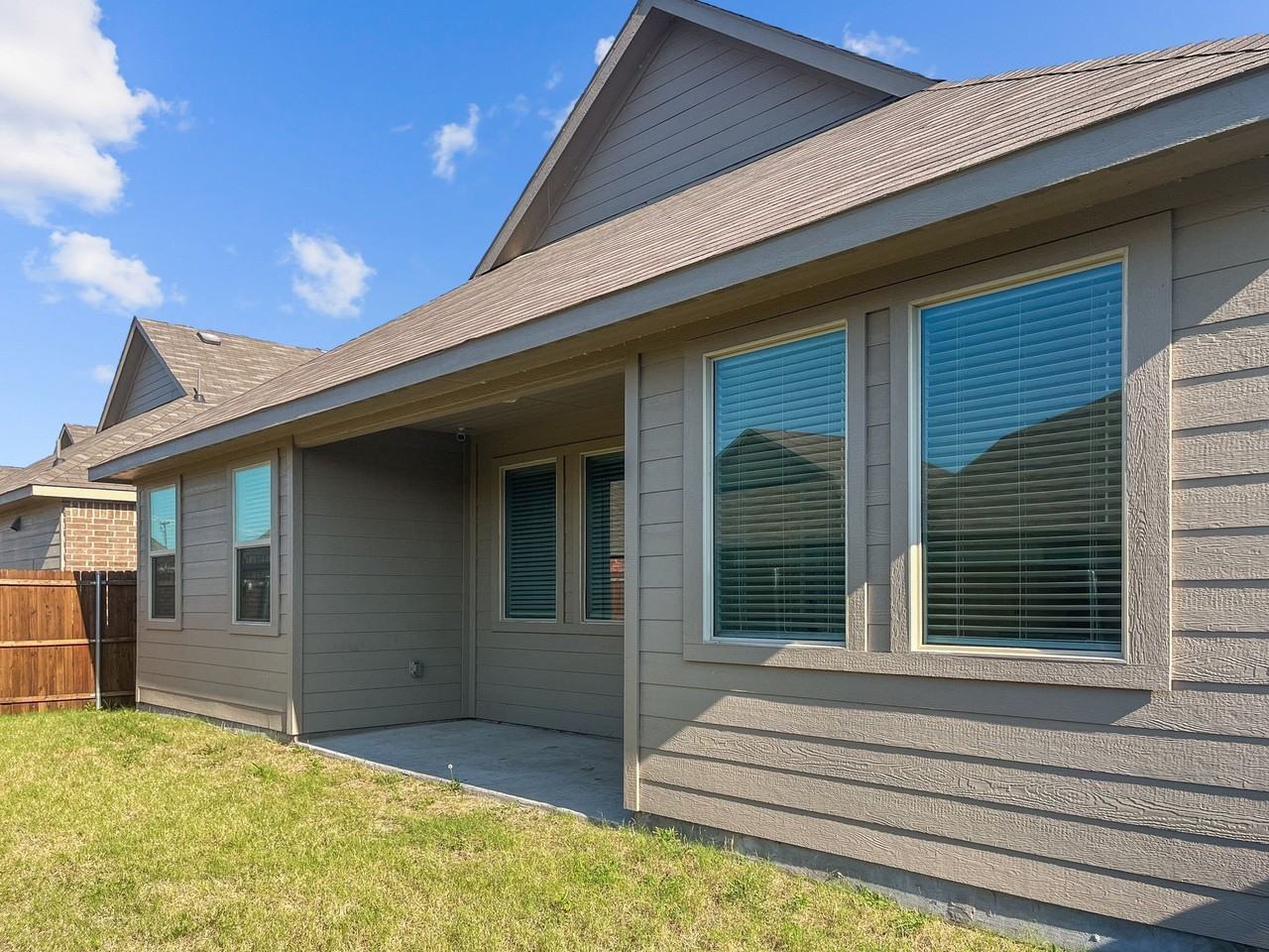 114 Autumn Sage Ln - Photo 7 of 30
