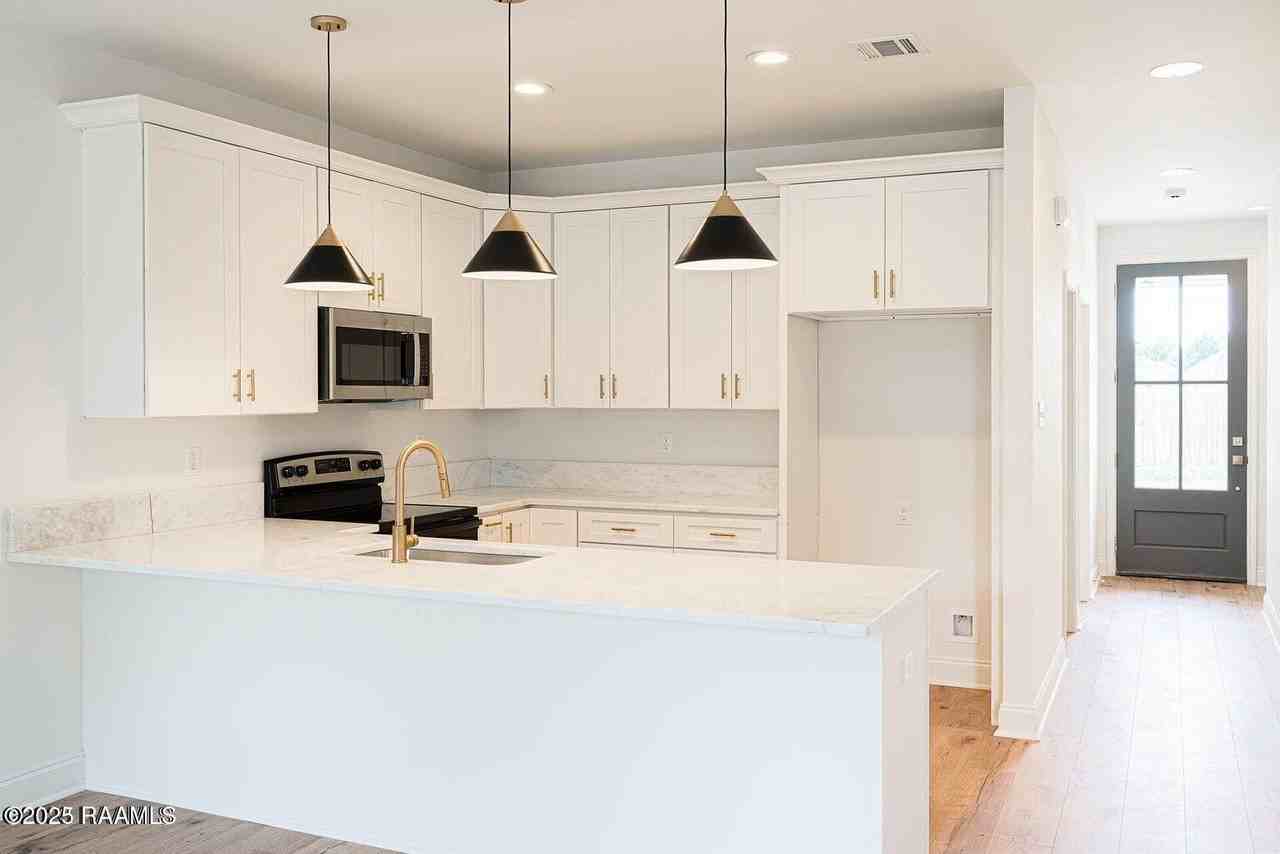 8552 Cat Rd #A - Photo 4 of 22