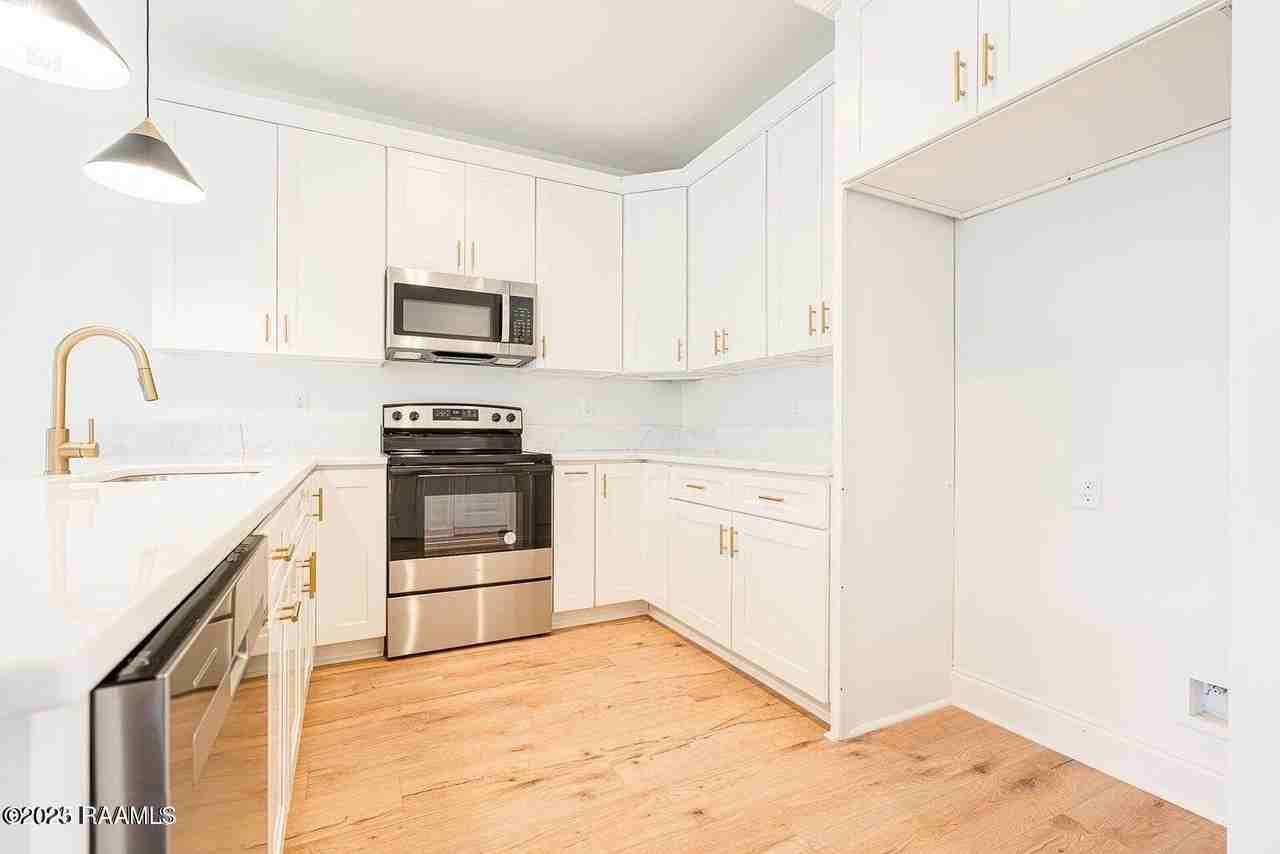 8552 Cat Rd #A - Photo 6 of 22