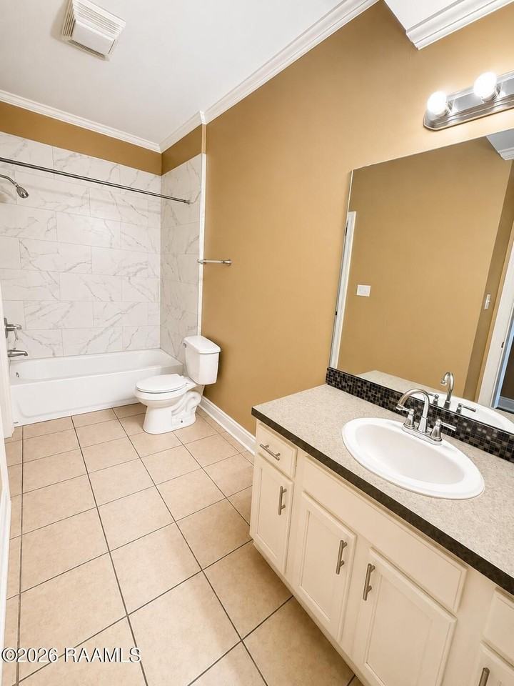 112 Rue Fontaine #2 - Photo 6 of 7