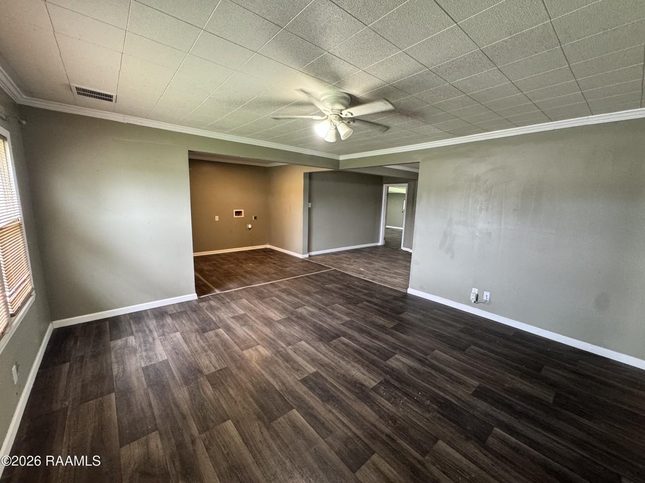 101 Conrad St - Photo 5 of 15