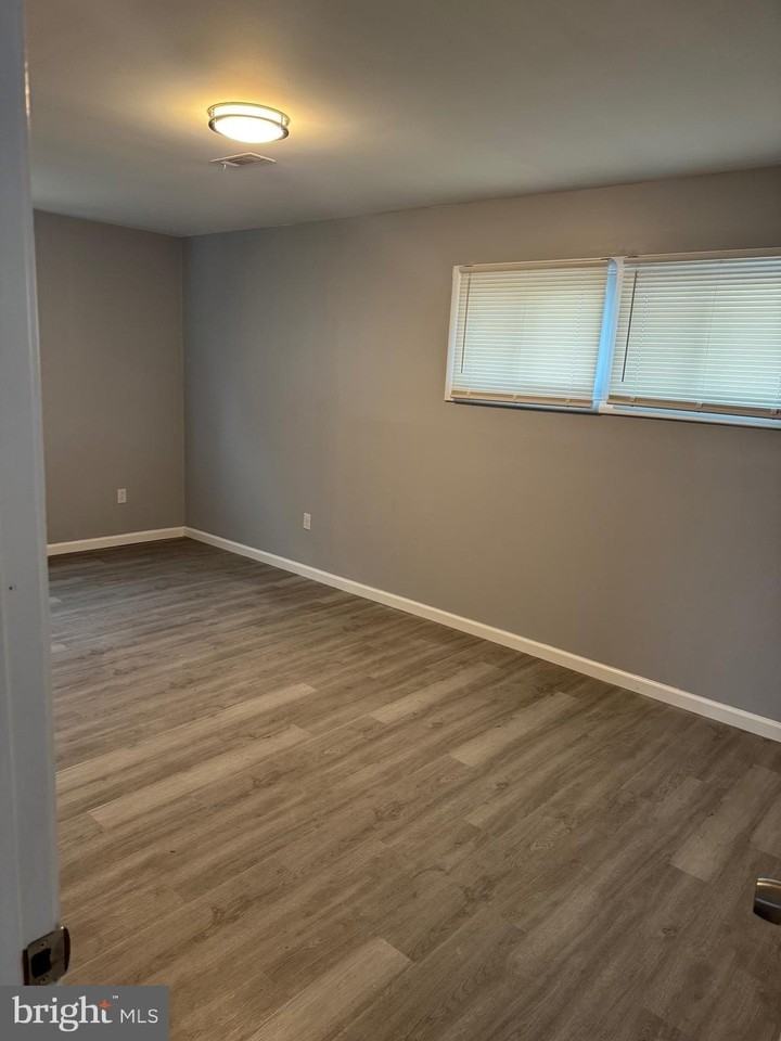 114 S Meadow Dr - Photo 7 of 11