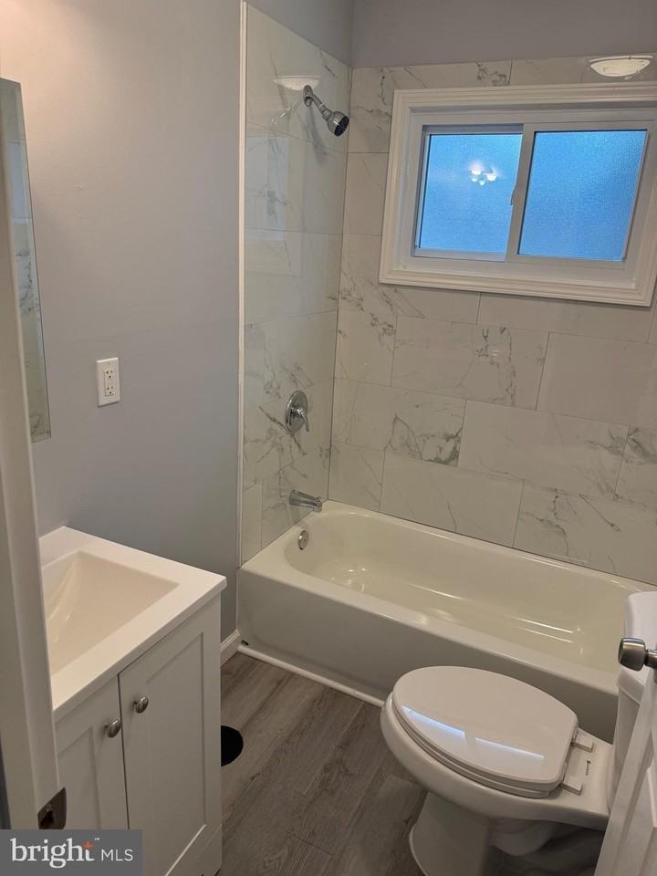 114 S Meadow Dr - Photo 7 of 11