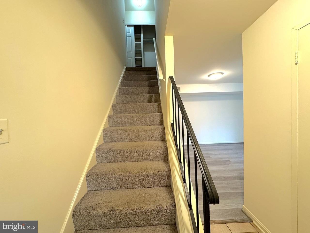 4657 Logsdon Dr - Photo 2 of 20
