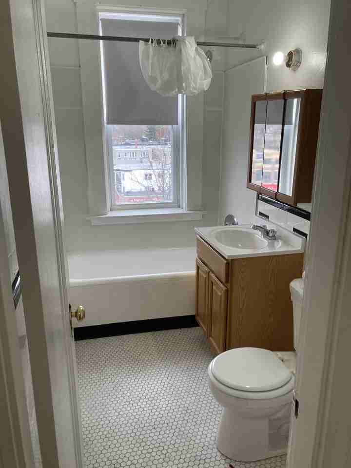 1632 Commonwealth Avenue - Photo 6 of 11