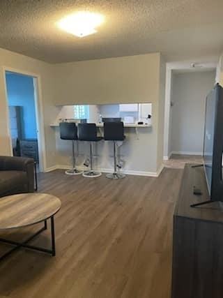 322 Brownlea Dr - Photo 2 of 10