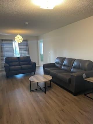 322 Brownlea Dr - Photo 3 of 10
