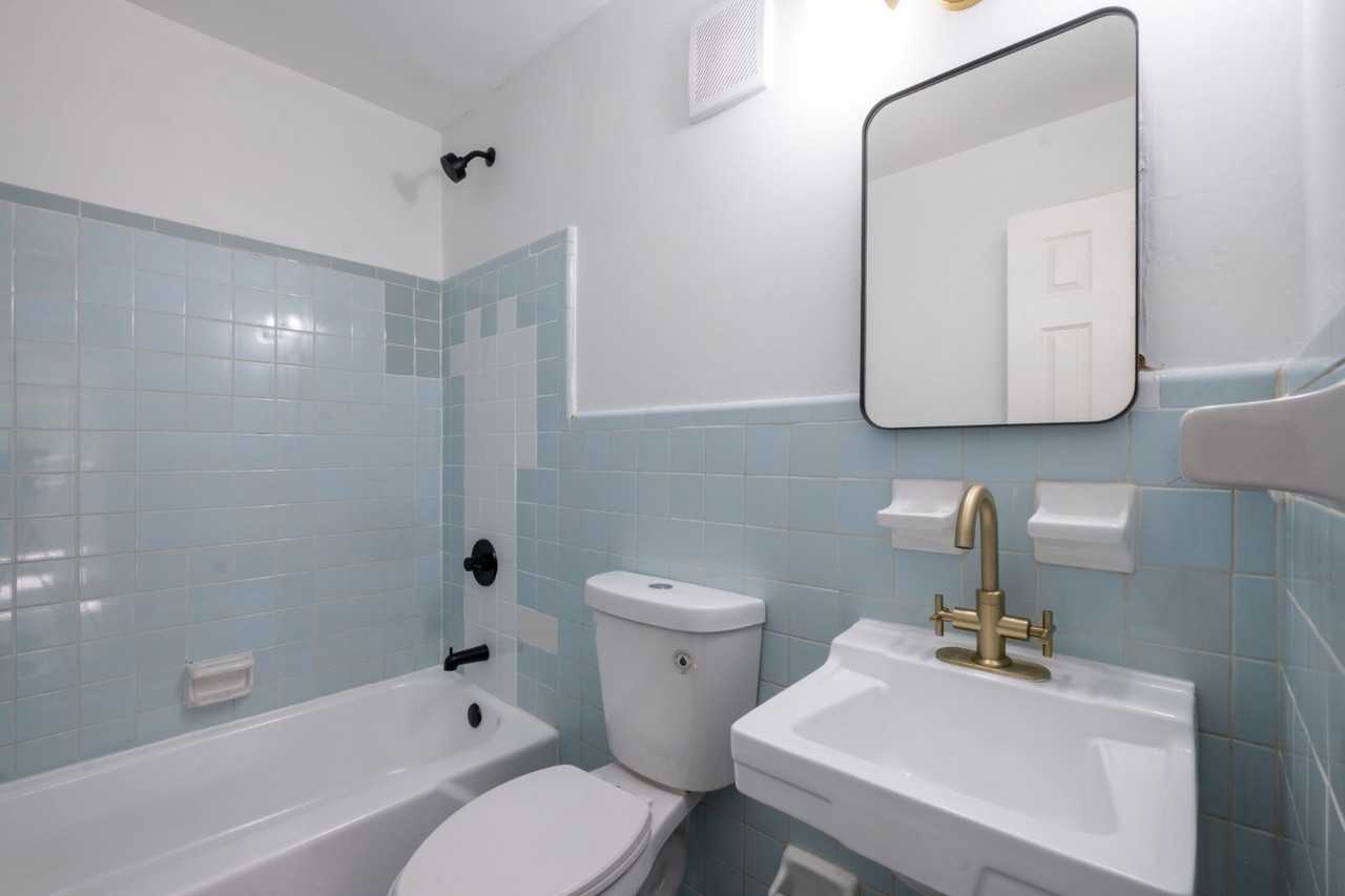 1437 Lucile Avenue Southwest - Photo 7 of 10