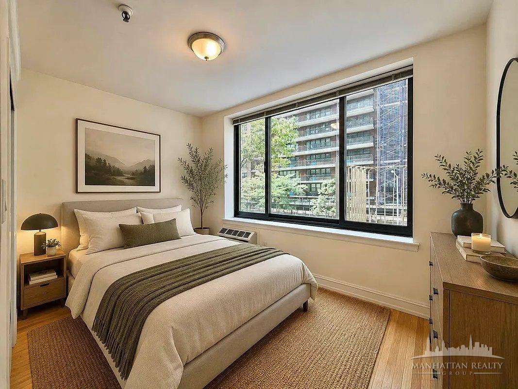 1st Ave #3 - Photo 2 of 4