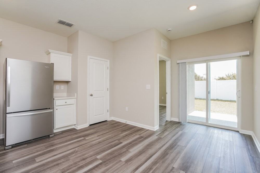 843 Kings Pine Ct - Photo 7 of 15