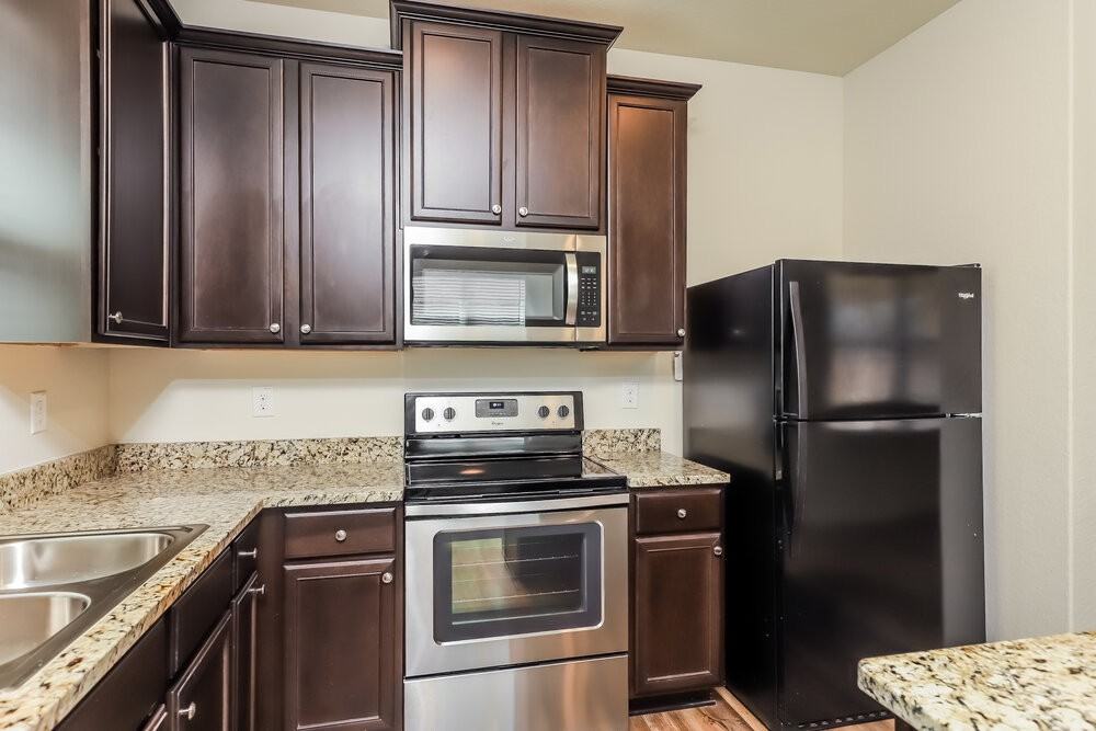 7928 Bluewater Cv - Photo 7 of 16