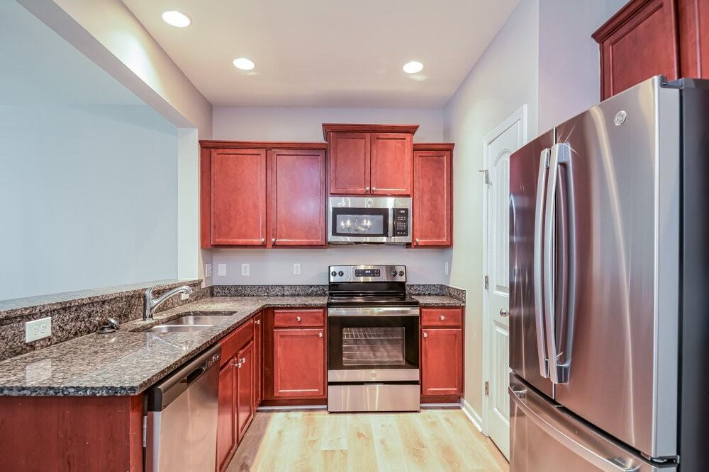 2203 Sunny Cove Dr - Photo 7 of 17
