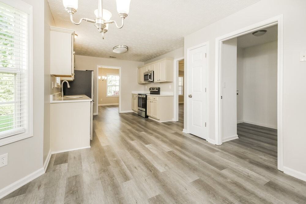 229 Clearwater Dr - Photo 6 of 16