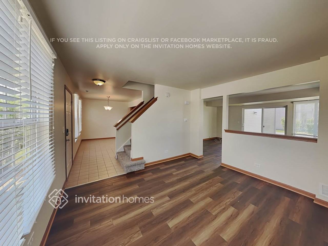 667 Four Seasons Blvd - Photo 4 of 20
