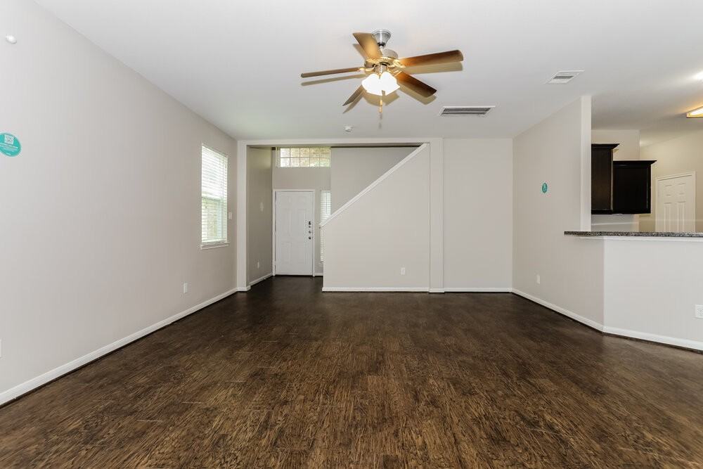 13042 Rose Landing Dr - Photo 6 of 17