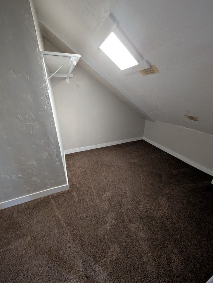 228 Wn, #3 - Photo 5 of 7