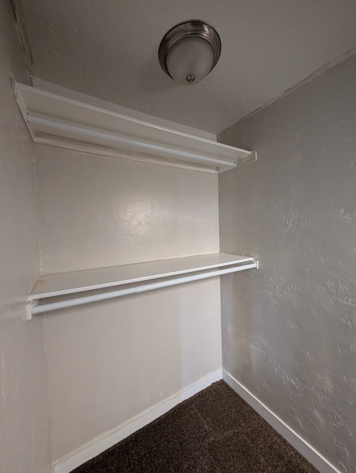 228 Wn, #3 - Photo 6 of 7