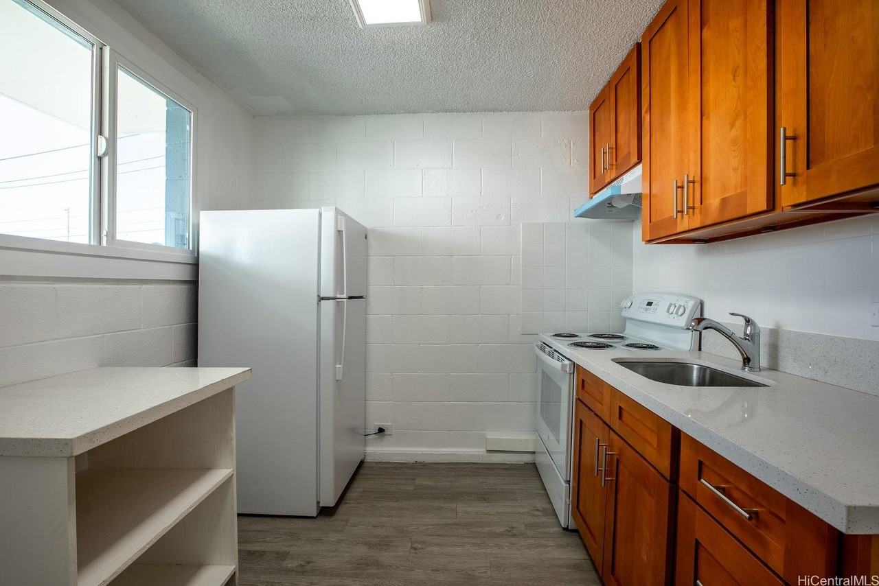 94-322 Pupuole St #5 - Photo 4 of 9