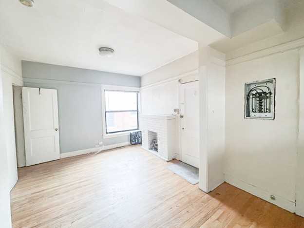 841 W Cornelia Ave #843-3S - Photo 3 of 6