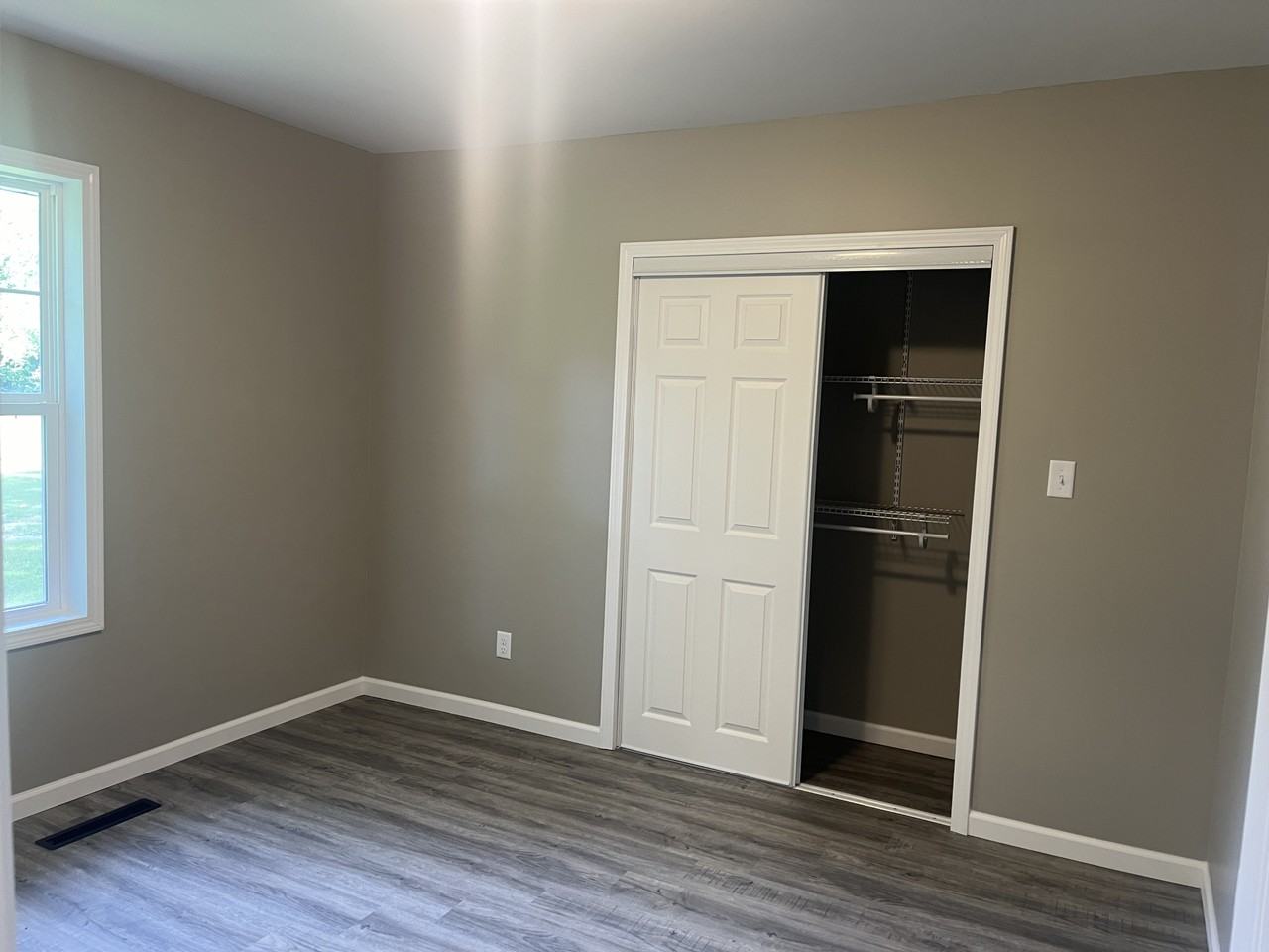52075 Clover Trl - Photo 2 of 10