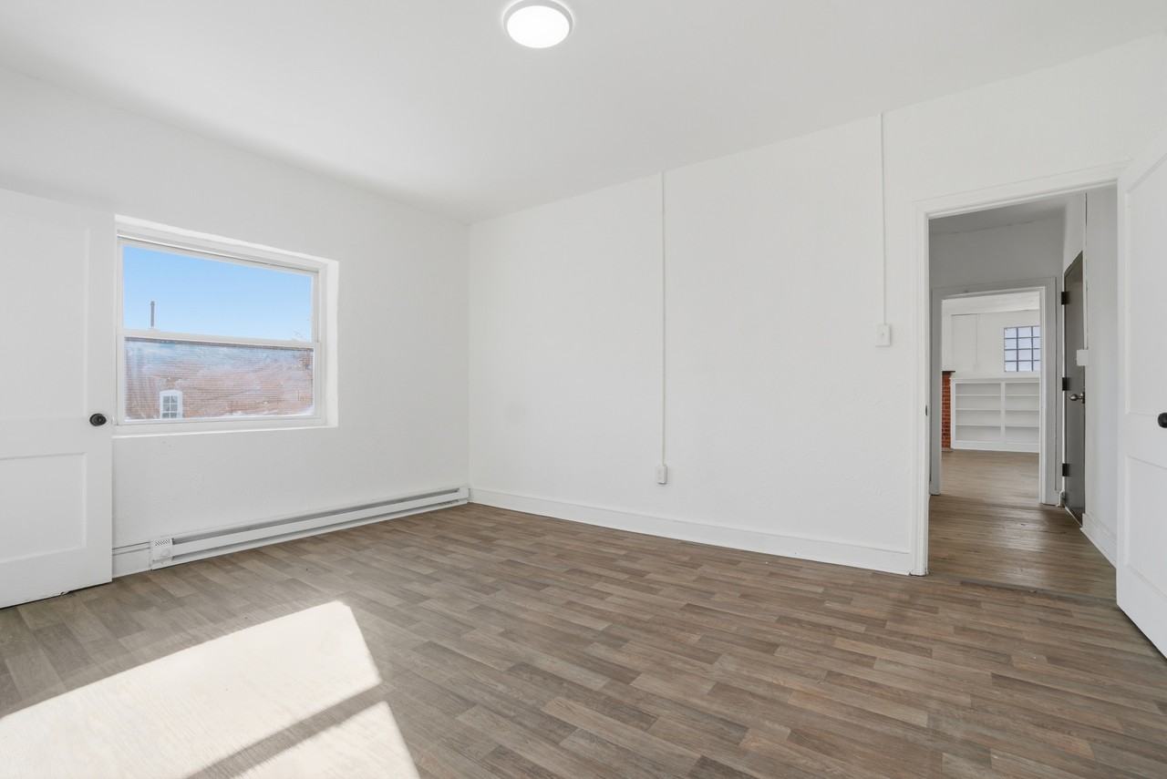 157 W Washington St #205 - Photo 7 of 13
