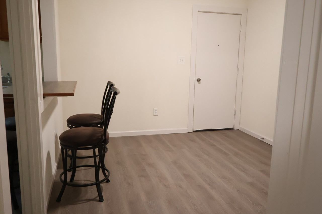 3223 11th Ave - Photo 5 of 9