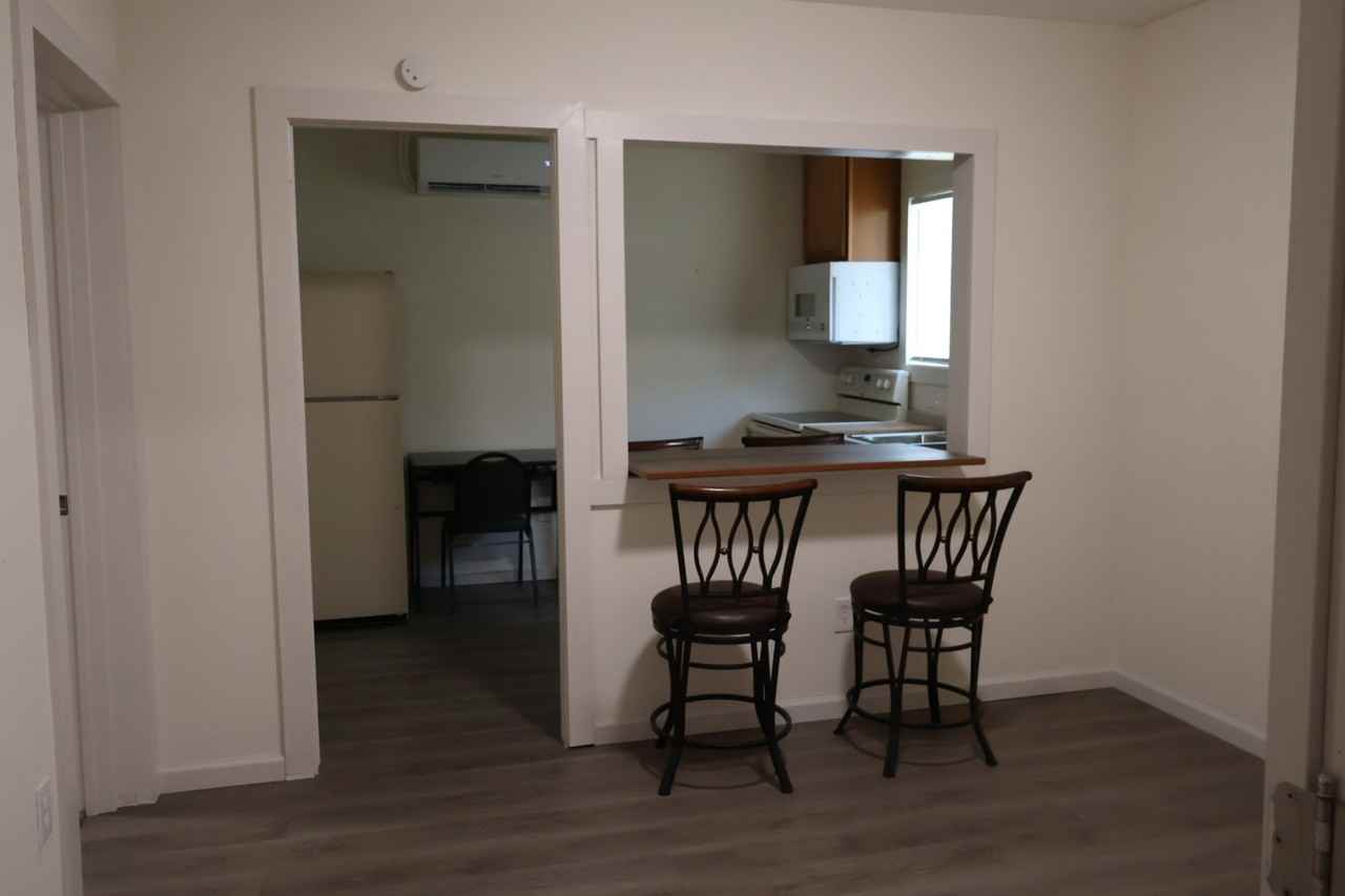 3223 11th Ave - Photo 6 of 9