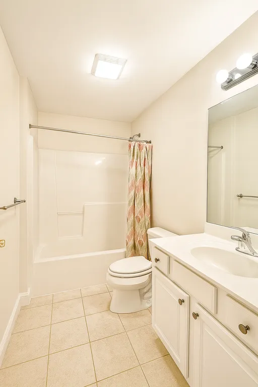 3 Goodwin Pl - Photo 4 of 5