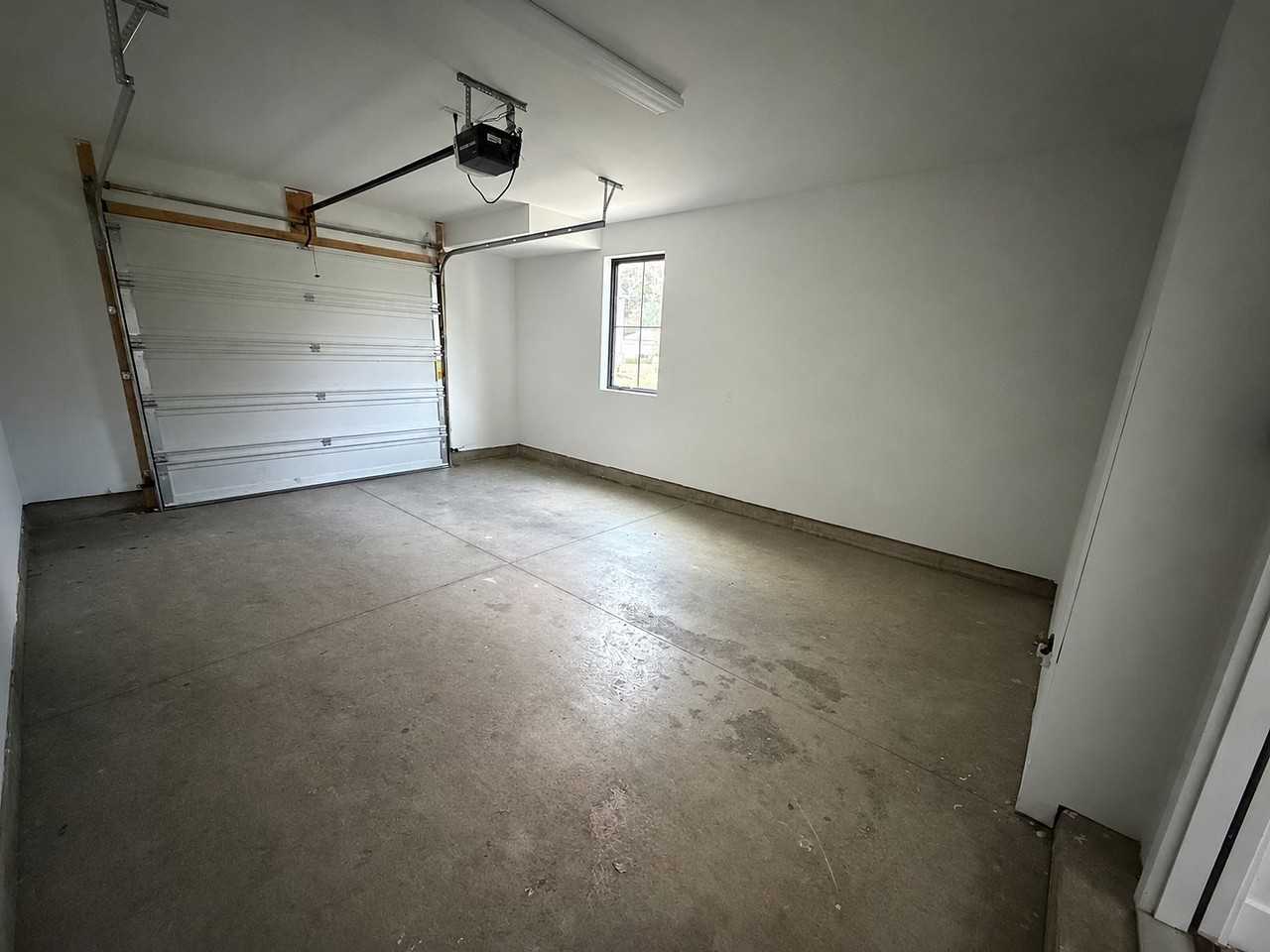 351 Loeffler Ave - Photo 6 of 18