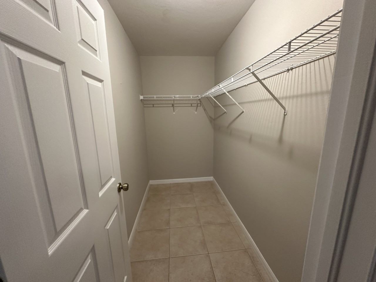 558 Se 5th Ave - Photo 6 of 18
