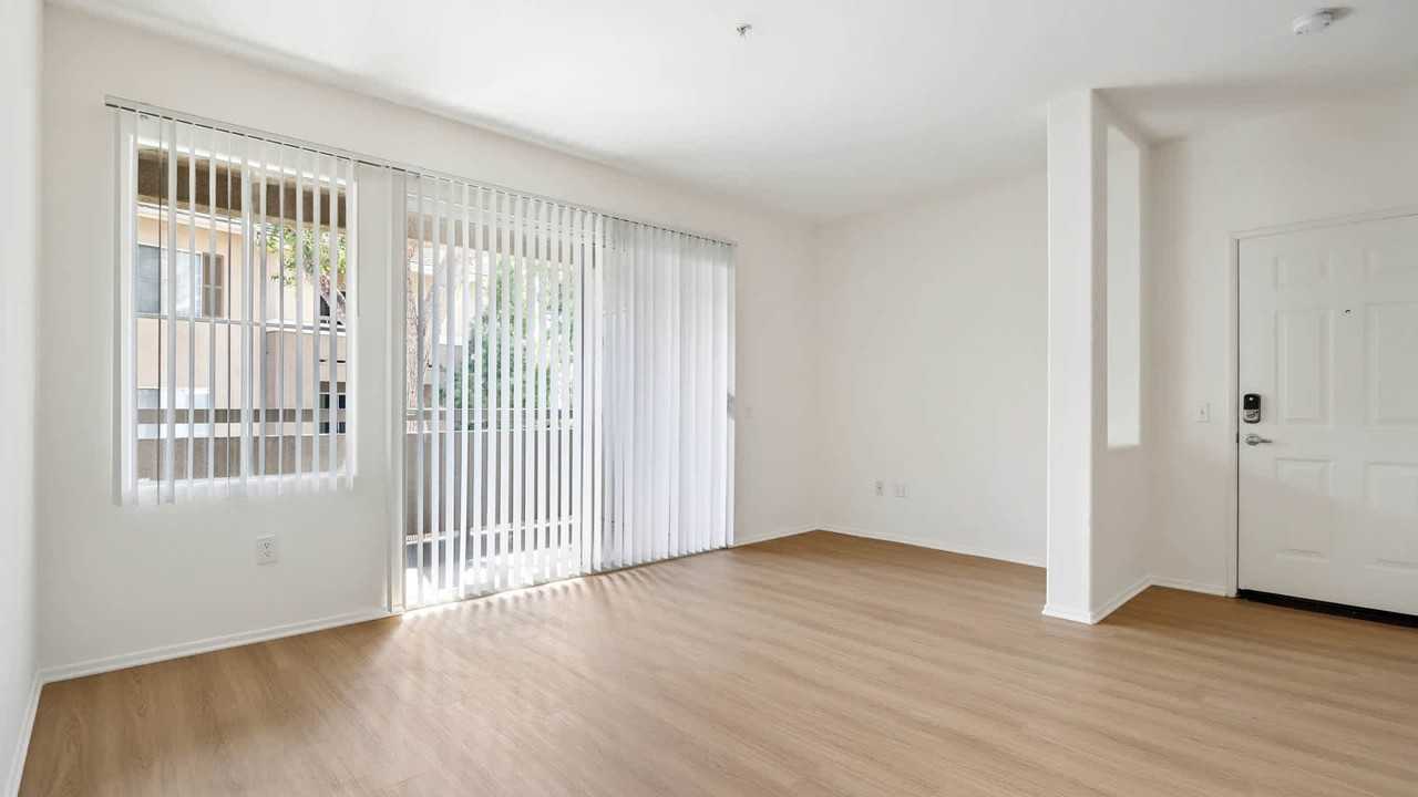 Skycrest - Photo 4 of 47