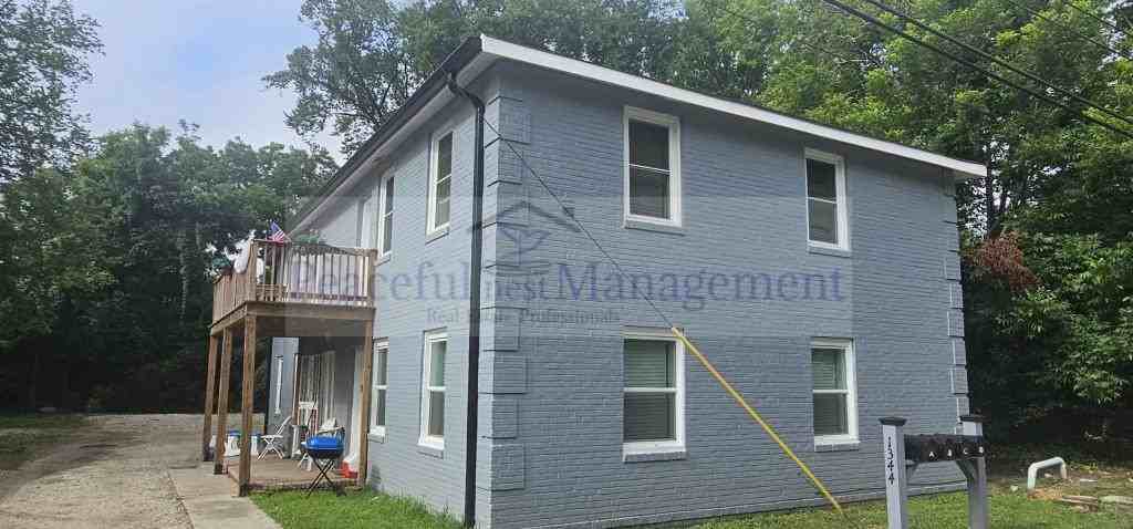1344 24th St ##D - Photo 3 of 9