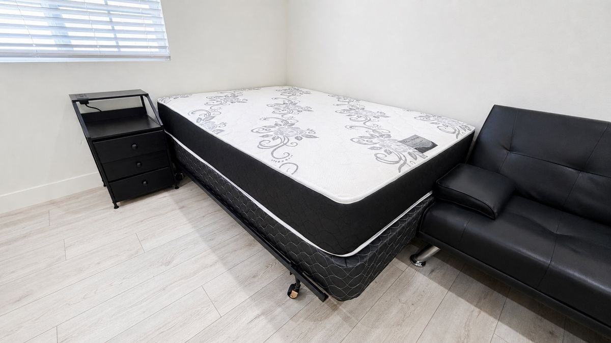 305 N College St - Photo 6 of 17