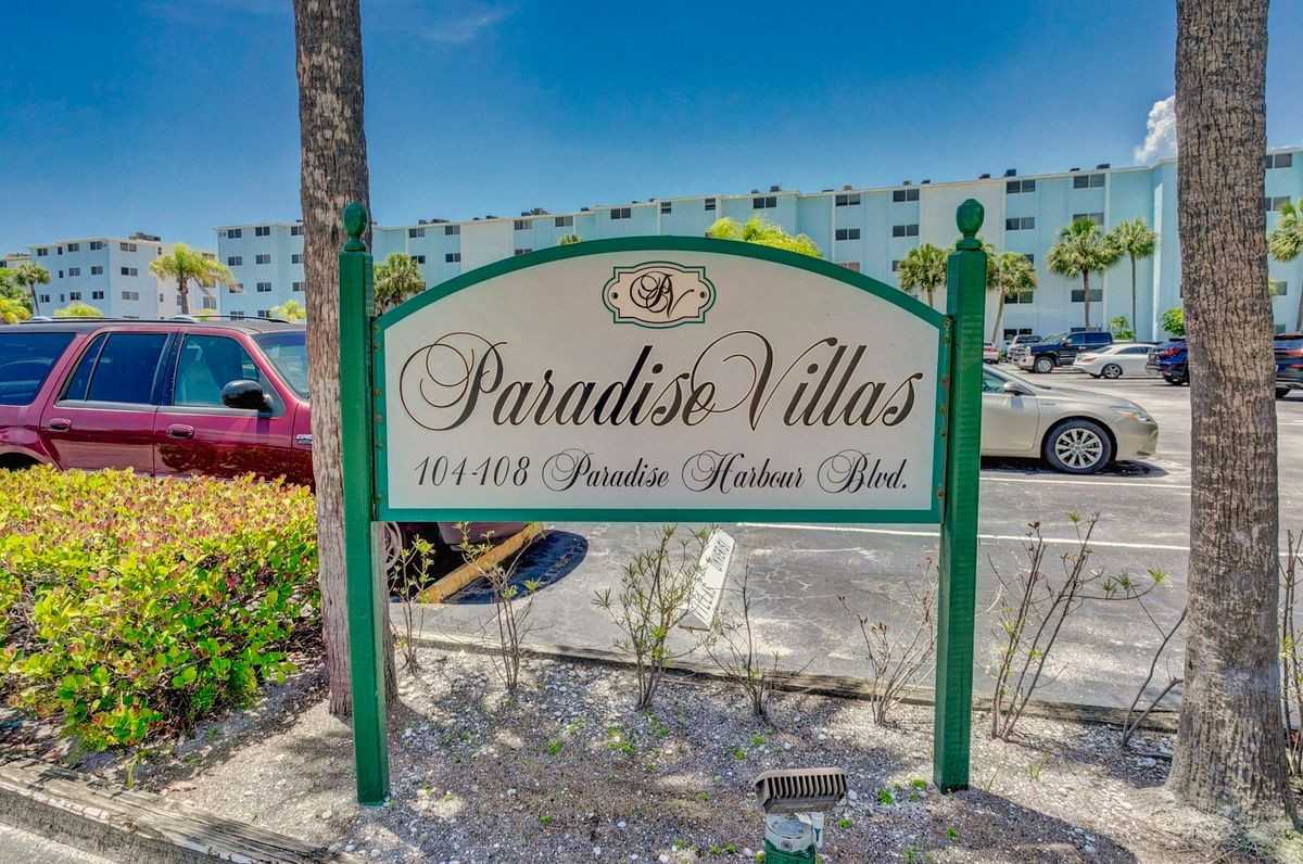 108 Paradise Harbour Blvd ##512
