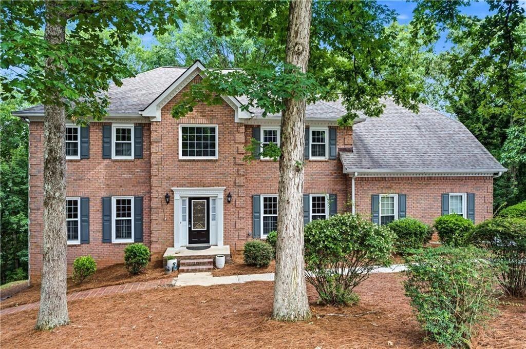 5525 Hampstead Way - Photo 2 of 50