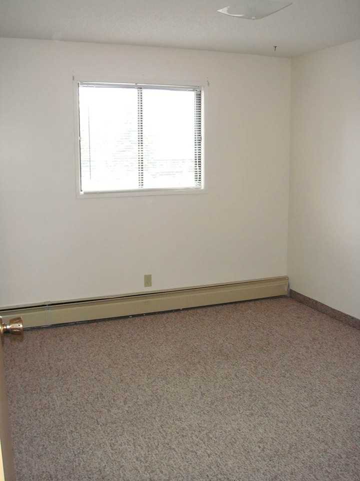 Heritage Apartments - Photo 5 of 6