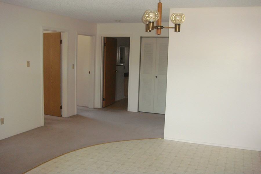 Renata Apartments - Photo 5 of 6