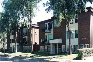 featured image of 505 Clarence Ave S