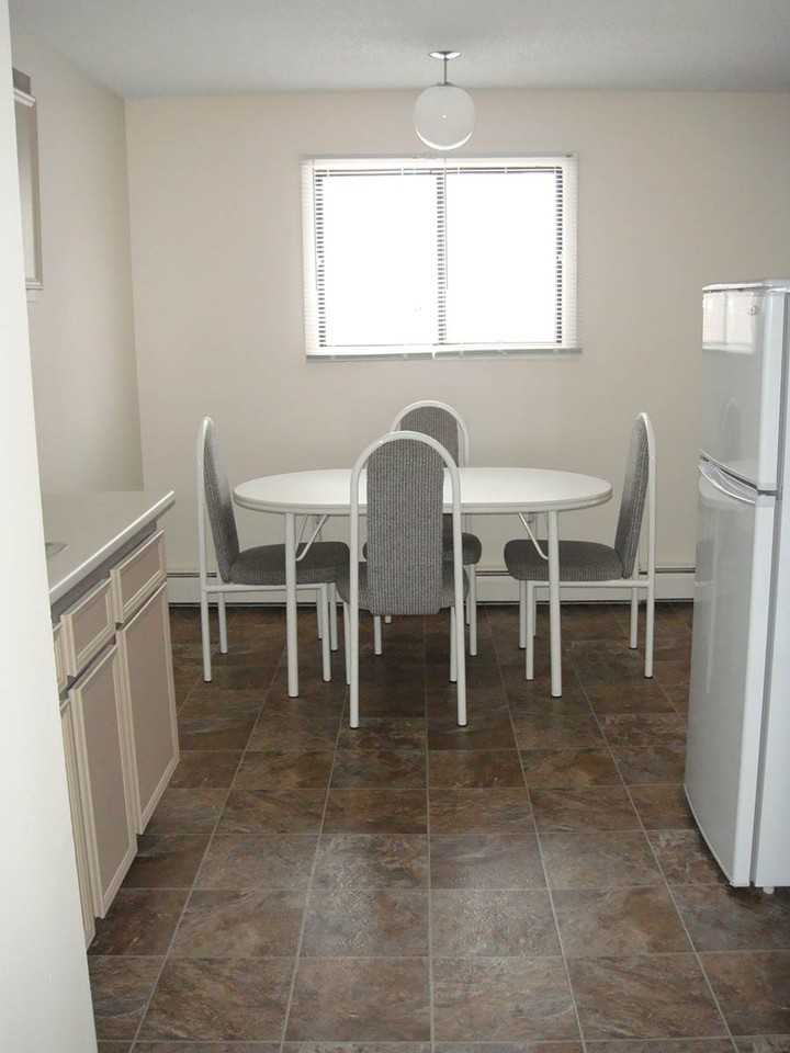 Monte Carlo Apartments - Photo 6 of 6