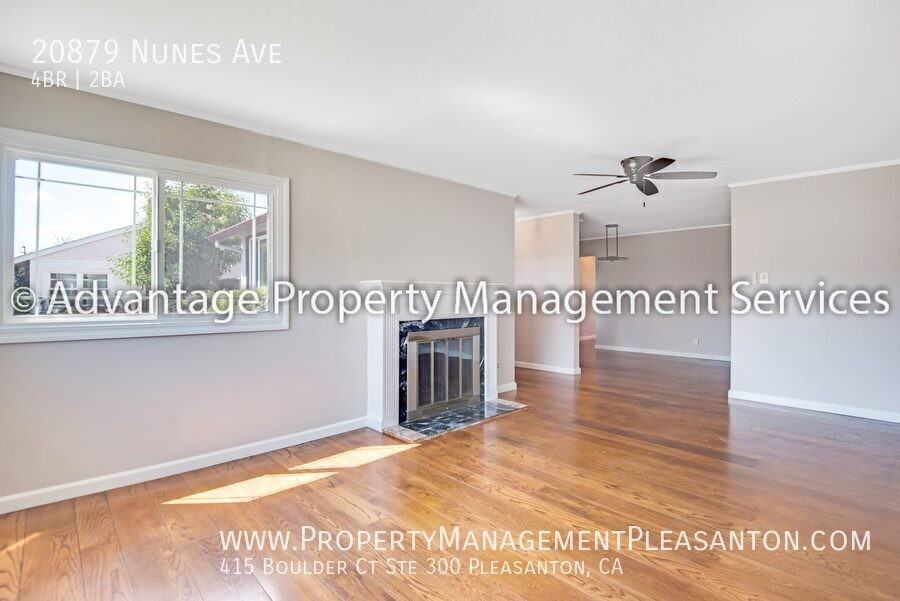20879 Nunes Ave - Photo 4 of 23