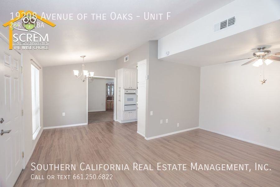 19208 Avenue Of The Oaks #F - Photo 4 of 17