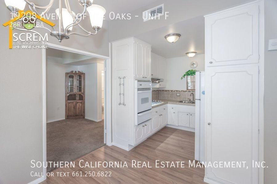 19208 Avenue Of The Oaks #F - Photo 6 of 17