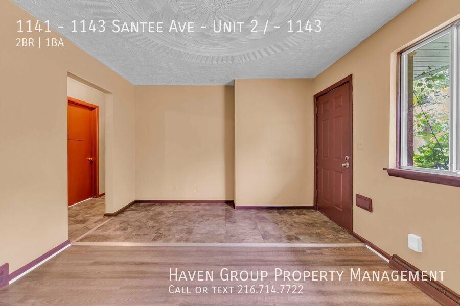 1141 - 1143 Santee Ave - Unit 2 / #1143 - Photo 3 of 13